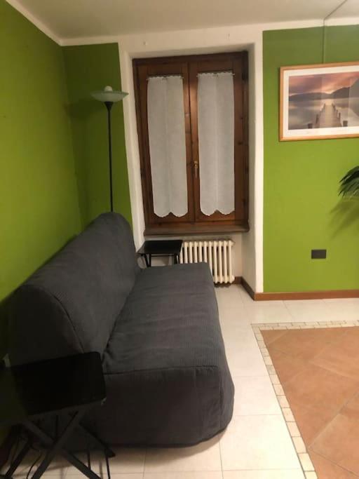 La Casa Di Rox Ad Aosta - Small Holiday Apartment In Central Aosta - Alloggio Ad Uso Turistico - Vda - Aosta - N 0304 Екстериор снимка