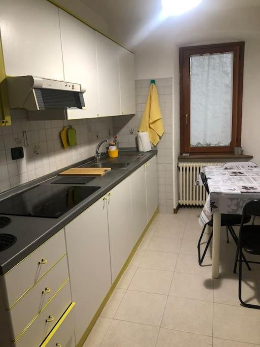 La Casa Di Rox Ad Aosta - Small Holiday Apartment In Central Aosta - Alloggio Ad Uso Turistico - Vda - Aosta - N 0304 Екстериор снимка