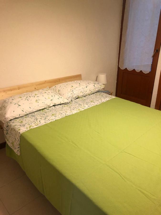La Casa Di Rox Ad Aosta - Small Holiday Apartment In Central Aosta - Alloggio Ad Uso Turistico - Vda - Aosta - N 0304 Екстериор снимка